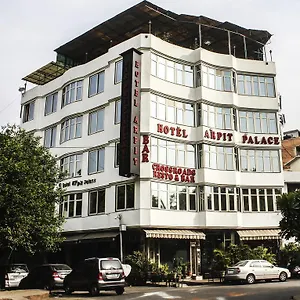 Arpit Palace Hotel